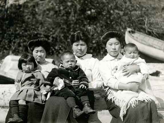 homepage_browseArchives_sm